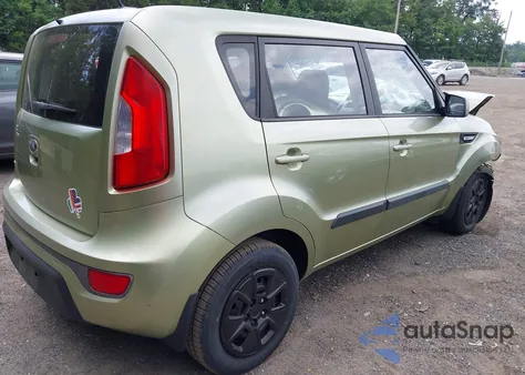 2013 Kia Soul z USA, uszkodzony, nr VIN KNDJT2A53D7572257